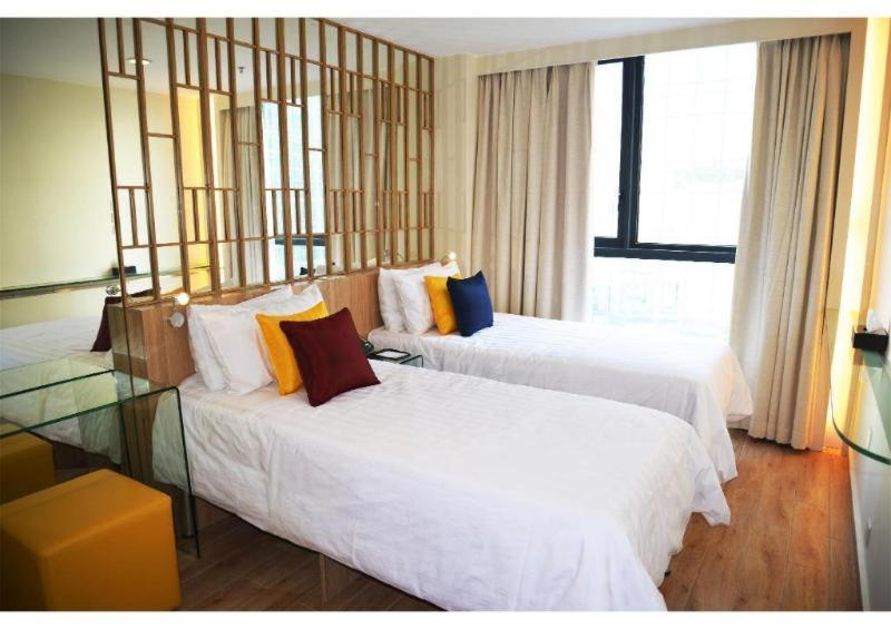 Iw Hotel Hong Kong Habitación foto